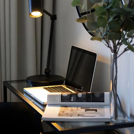 Lägenhet Luxury With 3 Bedrooms, Balcony And Parking By Renters Prestige *