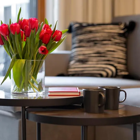 Luxury With 3 Bedrooms, Balcony And Parking By Renters Prestige Varsovia
